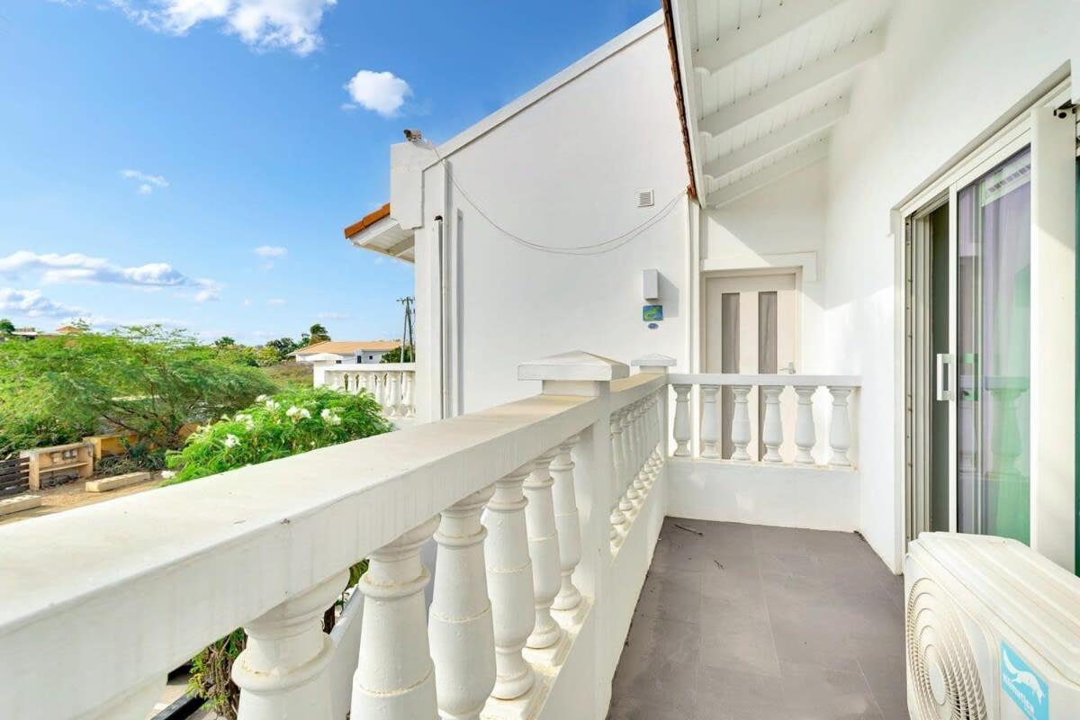 Belmar Oceanfront Apartment 14 Divers Paradise Кралендижк Екстериор снимка